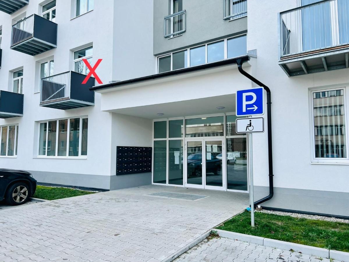 Liptovský Mikuláš Apartman Liptov Np9 מראה חיצוני תמונה